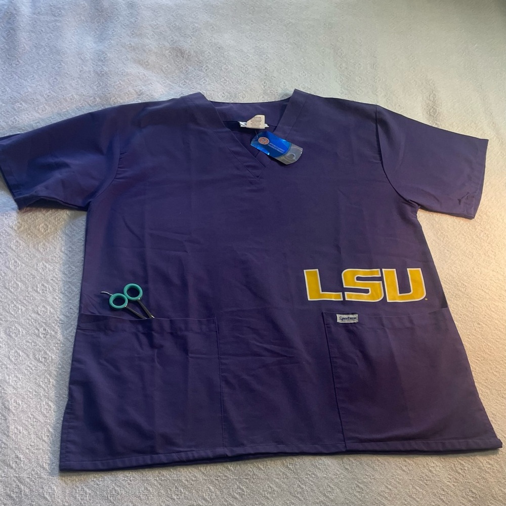 LSU‎ Top Scrubs NWT Size Small